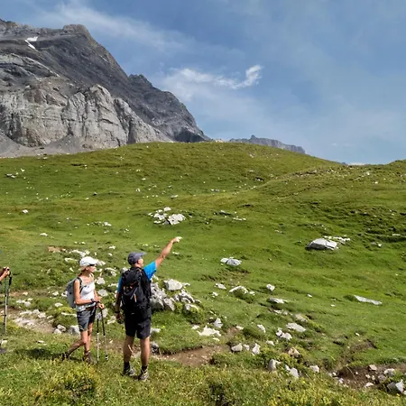 Le Ruissel - 6 Personnes - Confortable Et Bien Situe * Gryon